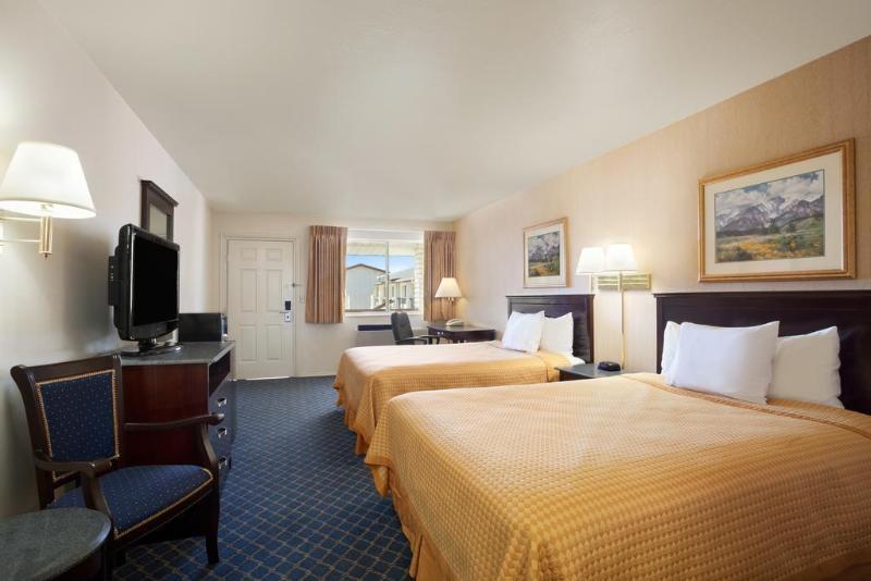 Days Inn By Wyndham Delta Εξωτερικό φωτογραφία